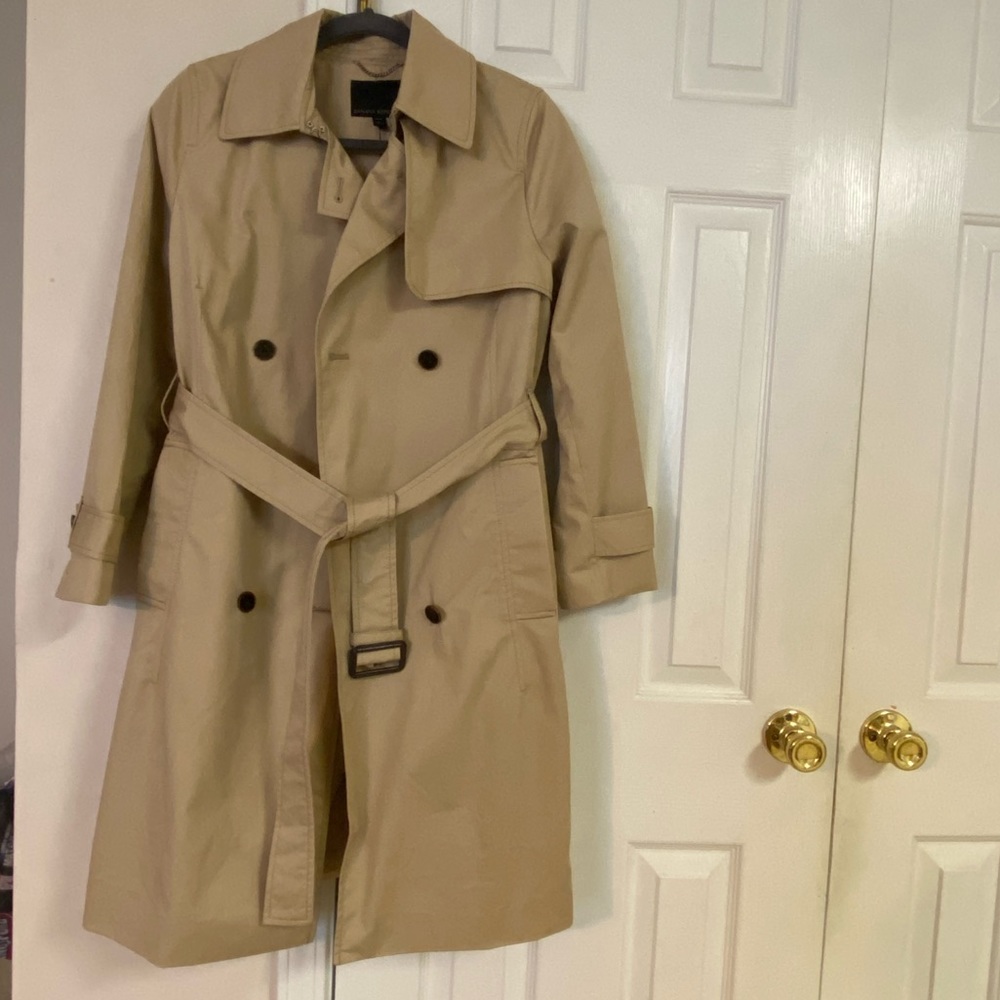 BANANA REPUBLIC Essential Trench Coat